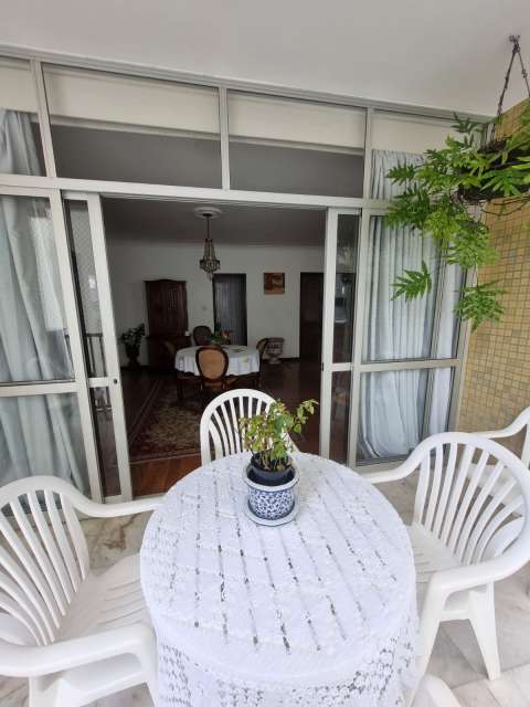 Apartamento no Corredor da Vitória com 4 quartos e 1 suíte, 250m² à venda por R$ 1.700.000,00