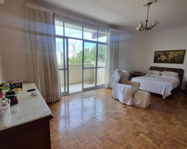Apartamento no Corredor da Vitória com 4 quartos e 1 suíte, 250m² à venda por R$ 1.700.000,00