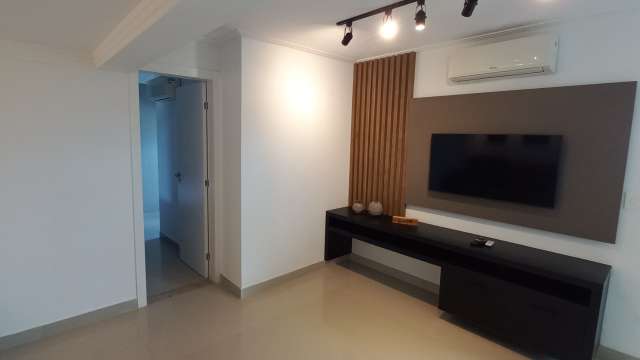 Apartamento em Vilas do Atlântico PORTEIRA FECHADA com 1 suíte, 57m² à venda por R$ 490.000,00