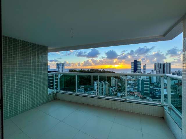 Apartamento na Graça com 2 quartos e 1 suíte, 83m² à venda por R$ 790.000,00