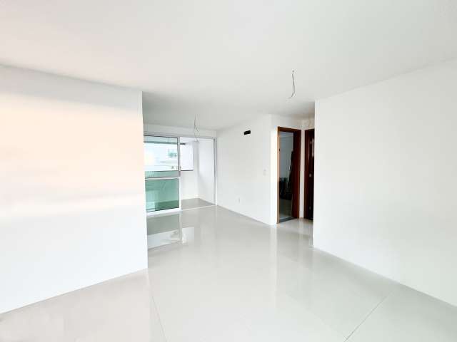 Apartamento na Graça com 2 quartos e 1 suíte, 83m² à venda por R$ 790.000,00