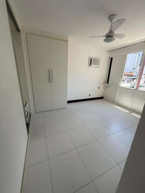 Apartamento na Barra com 3 quartos e 1 suíte, 118m² à venda por R$ 630.000,00