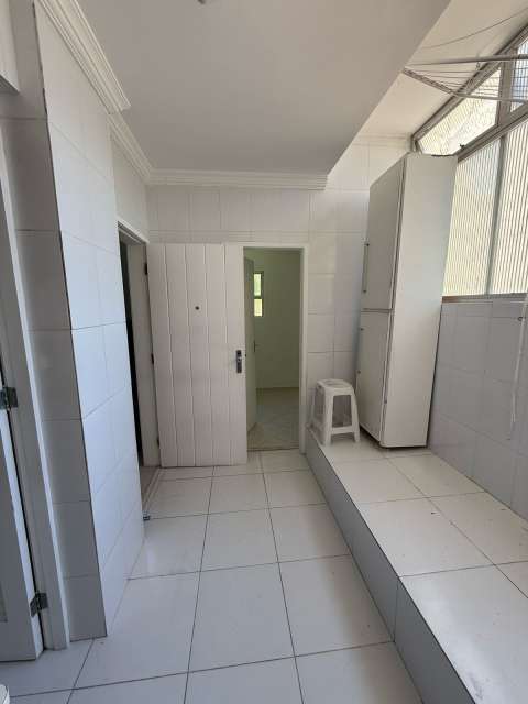 Apartamento na Barra com 3 quartos e 1 suíte, 118m² à venda por R$ 630.000,00