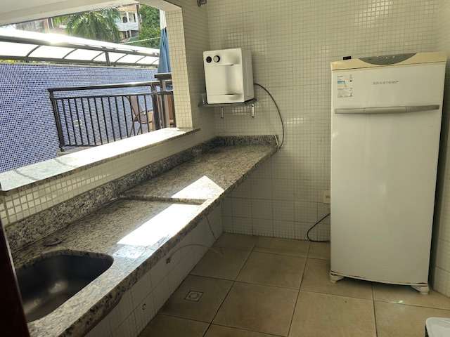 Apartamento no Candeal com 3 quartos e 2 suítes, 105m² à venda por R$ 540.000,00