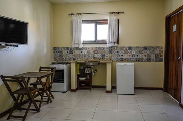 Pousada em Taipu de Fora PORTEIRA FECHADA com 10 suítes, 540m² à venda por R$ 3.500.000,00