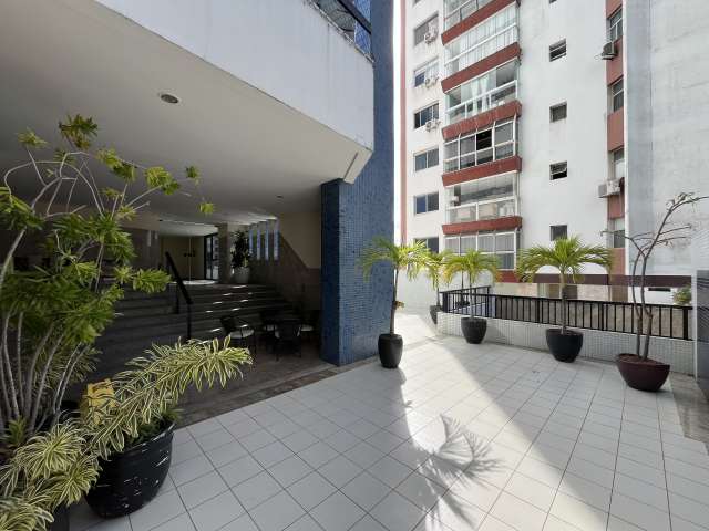 Apartamento na Ondina com 1 quarto, 49m² à venda por R$ 480.000,00