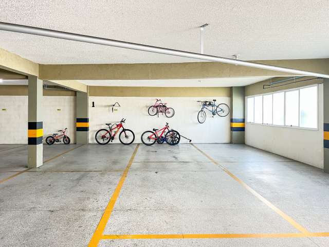 Apartamento em Patamares com 4 quartos e 3 suítes, 162m² à venda por R$ 1.600.000,00
