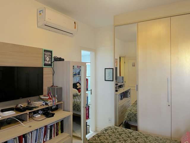 Apartamento em Patamares com 4 quartos e 3 suítes, 162m² à venda por R$ 1.600.000,00