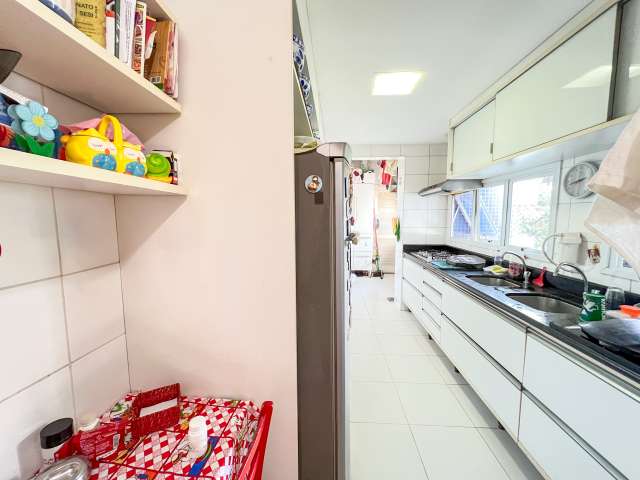 Apartamento em Patamares com 4 quartos e 3 suítes, 162m² à venda por R$ 1.600.000,00