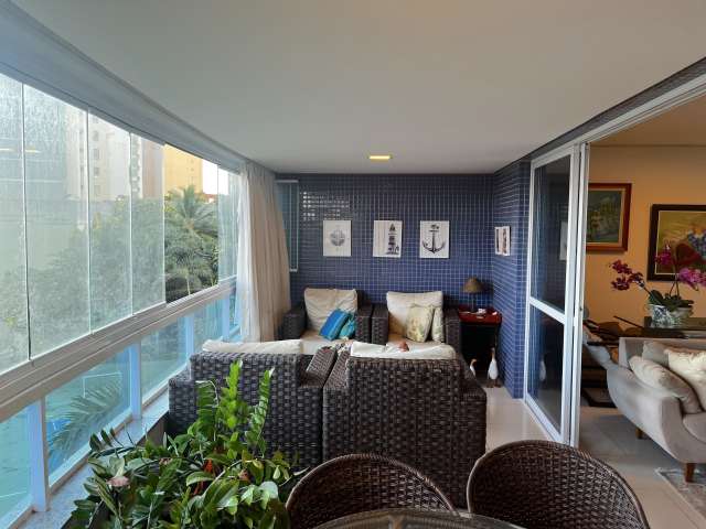 Apartamento em Patamares com 4 quartos e 3 suítes, 162m² à venda por R$ 1.600.000,00