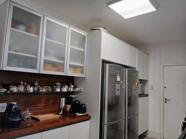 Apartamento na Barra com 3 quartos e 1 suíte, 153m² à venda por R$ 1.580.000,00