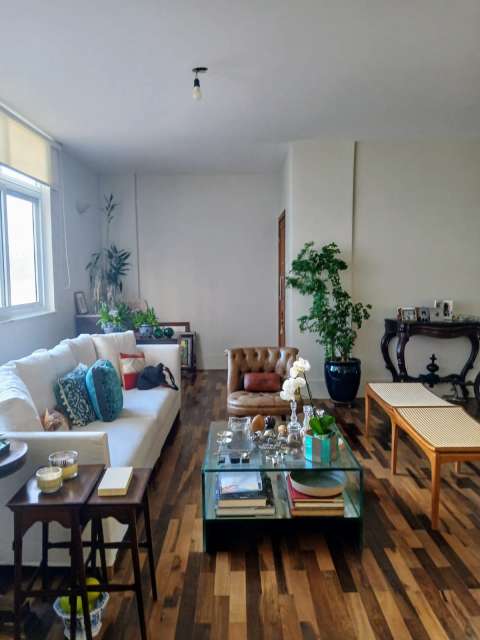 Apartamento na Barra com 3 quartos e 1 suíte, 153m² à venda por R$ 1.580.000,00