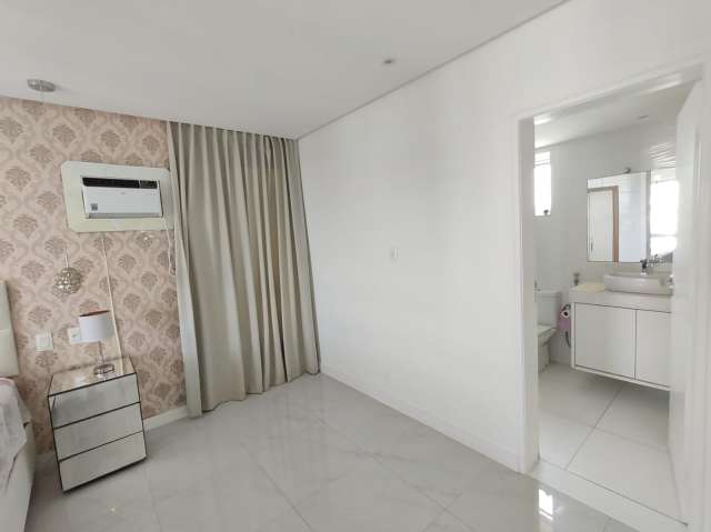 Apartamento no Itaigara com 4 suítes, 201m² à venda por R$ 1.290.000,00