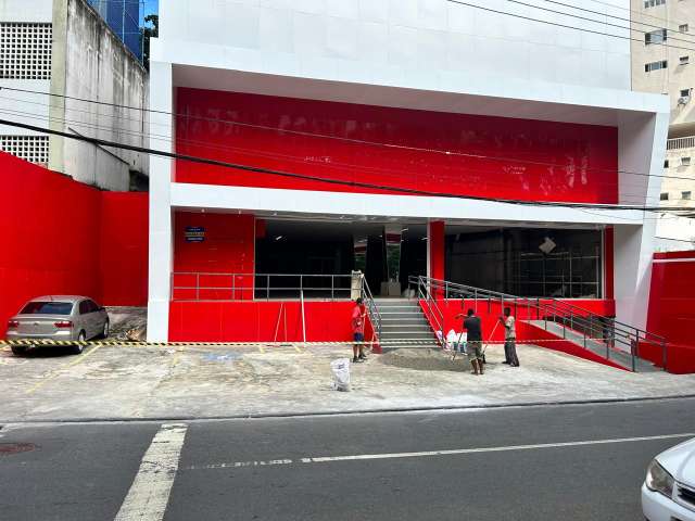 Loja com 334,00 m² para alugar por R$ 35.000,00 - Jardim Apipema - Salvador/BA