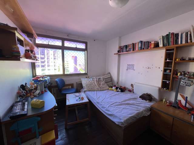 Apartamento na Graça com 3 suítes, 154m² à venda por R$ 790.000,00