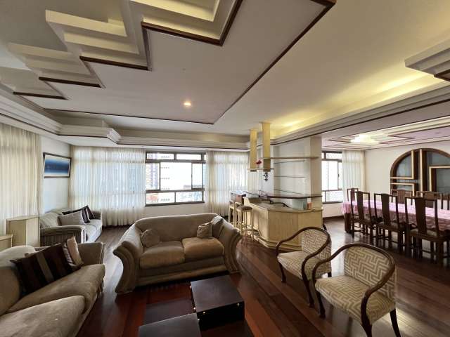 Apartamento na Graça com 3 suítes, 154m² à venda por R$ 790.000,00