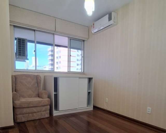Apartamento no Canela com 4 quartos e 1 suíte, 128m² à venda por R$ 800.000,00