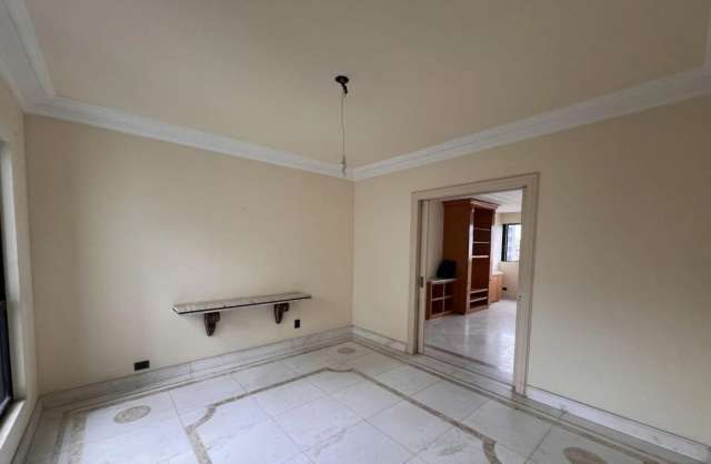 Apartamento na Graça com 4 quartos e 2 suítes, 198m² à venda por R$ 750.000,00