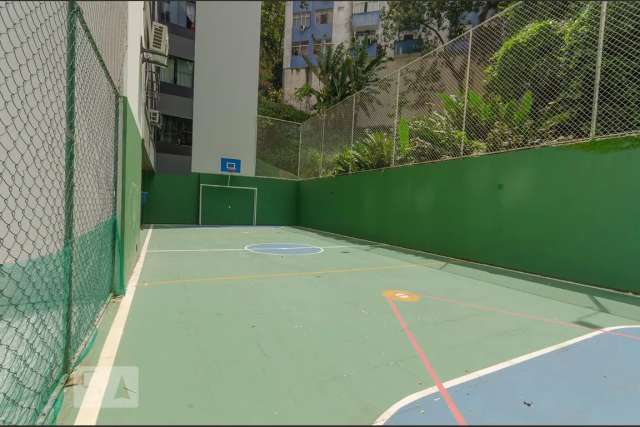 Apartamento na Graça com 4 quartos e 2 suítes, 198m² à venda por R$ 750.000,00