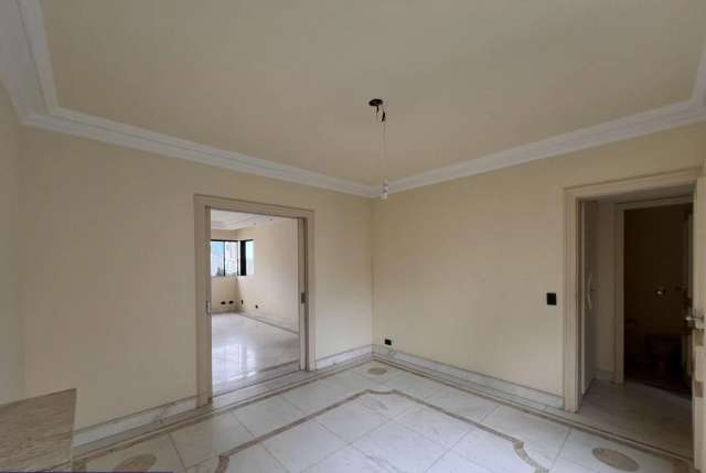 Apartamento na Graça com 4 quartos e 2 suítes, 198m² à venda por R$ 750.000,00
