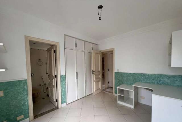 Apartamento na Graça com 4 quartos e 2 suítes, 198m² à venda por R$ 750.000,00