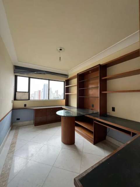 Apartamento na Graça com 4 quartos e 2 suítes, 198m² à venda por R$ 750.000,00