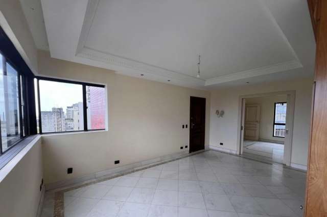 Apartamento na Graça com 4 quartos e 2 suítes, 198m² à venda por R$ 750.000,00