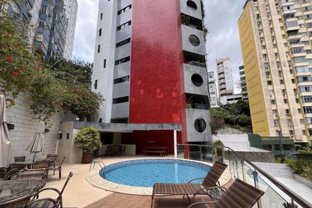 Apartamento na Graça com 4 quartos e 2 suítes, 198m² à venda por R$ 750.000,00