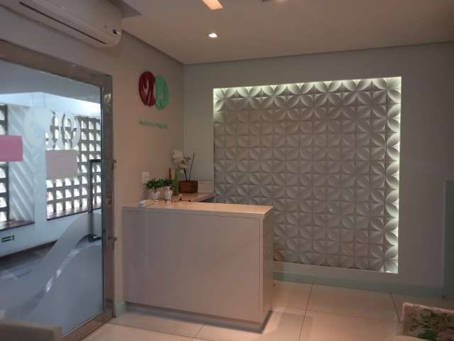 Sala PORTEIRA FECHADA na Garibaldi com 59m² à venda por R$ 370.000,00