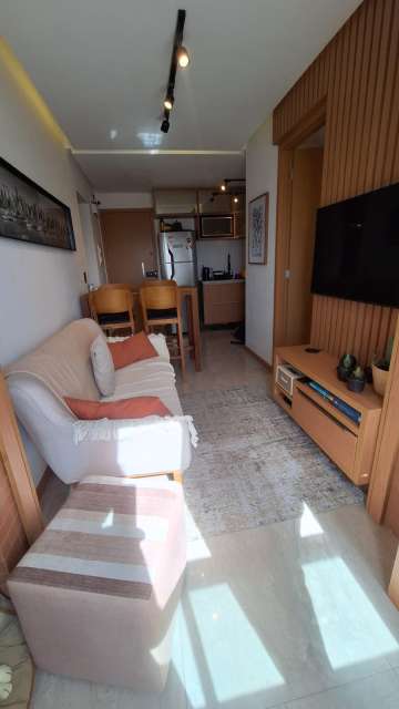 Apartamento na Boca do Rio PORTEIRA FECHADA com 2 quartos e 1 suíte, 36m² à venda por R$ 550.000,00