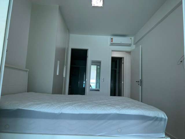 Apartamento com 2 quartos e 1 suíte, 110,00 m² para alugar por R$ 