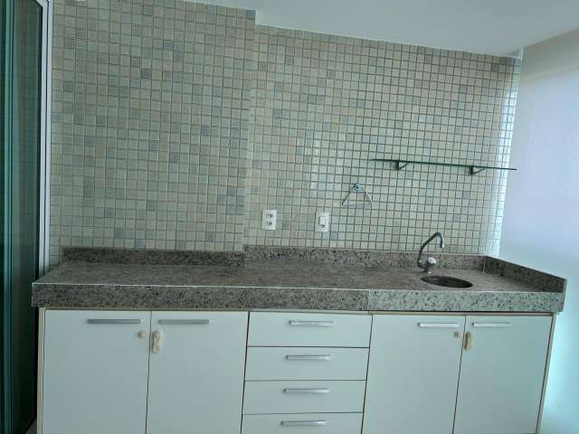 Apartamento com 2 quartos e 1 suíte, 110,00 m² para alugar por R$ 