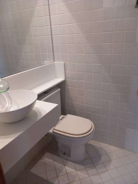 Apartamento na Pituba com 3 suítes, 137m² à venda por R$ 1.400.000,00
