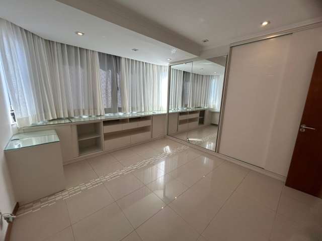 Apartamento na Pituba com 3 suítes, 137m² à venda por R$ 1.400.000,00