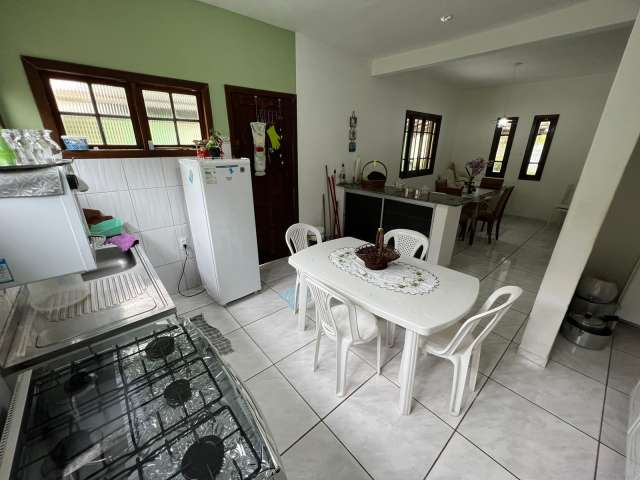 Casa na Barra do Jacuípe com 4 quartos e 1 suíte, 241m² à venda por R$ 950.000,00