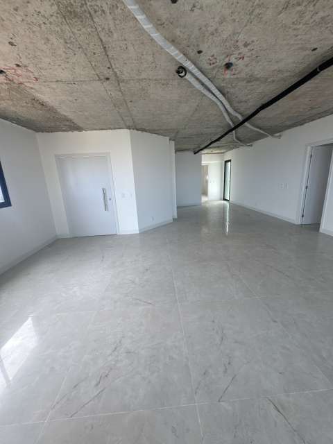 Apartamento no Caminho das Árvores com 4 suítes, 212m² à venda por R$ 2.650.000,00