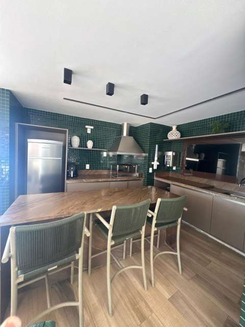 Apartamento no Caminho das Árvores com 4 suítes, 212m² à venda por R$ 2.600.000,00