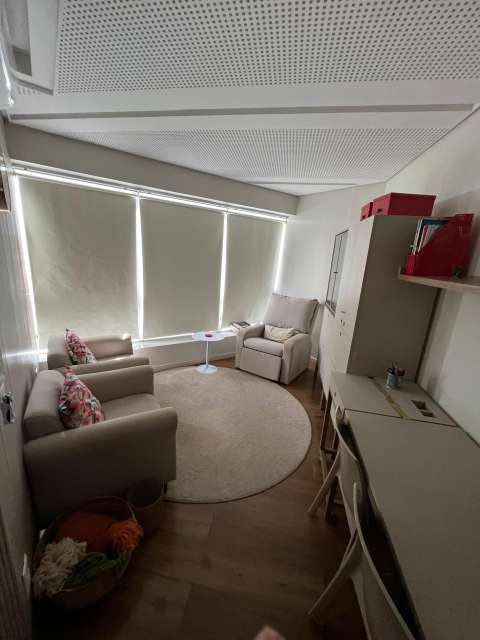 Sala na Pituba com 52m² à venda por R$ 620.000,00