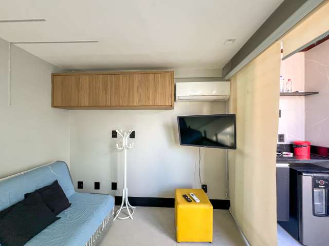Cobertura no Rio Vermelho PORTEIRA FECHADA com 1 suíte, 112m² à venda por R$ 600.000,00