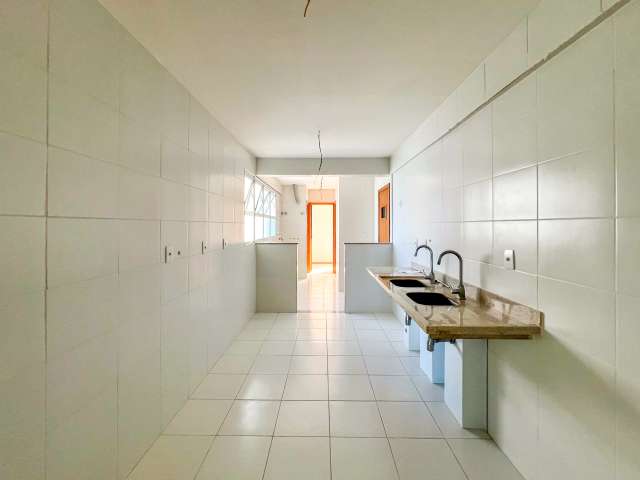 Apartamento no Rio Vermelho com 4 suítes, 288m² à venda por R$ 3.300.000,00