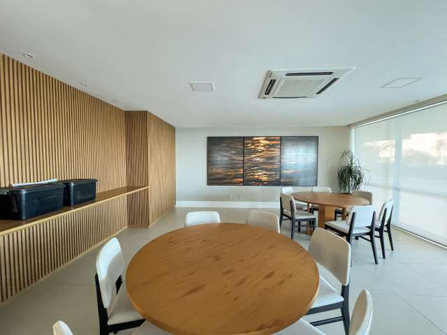 Apartamento no Rio Vermelho com 4 suítes, 288m² à venda por R$ 3.300.000,00