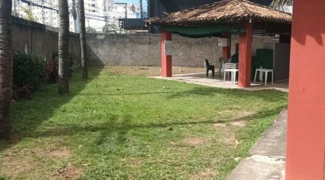 Galpões em Buraquinho com 2.110m² à venda por R$ 8.500.000,00