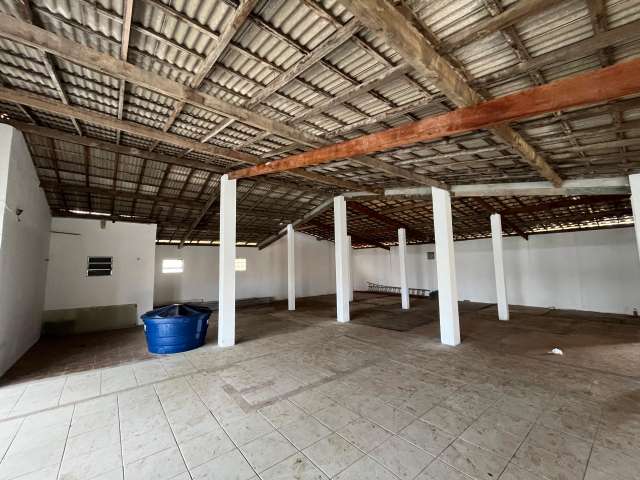 Loja com 300,00 m² para alugar por R$ 22.000,00 - Patamares - Salvador/BA