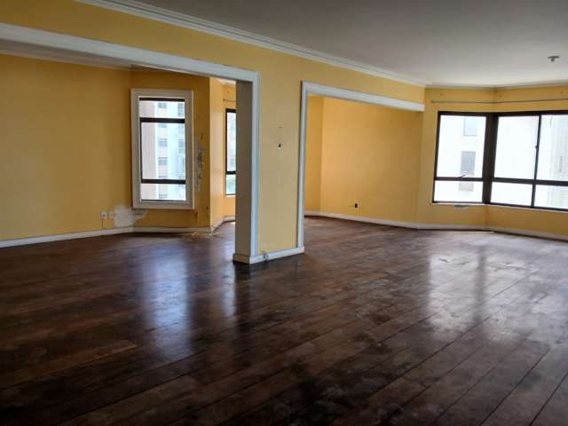 Apartamento no Jardim Apipema com 4 quartos sendo 2 suítes, 326m² à venda por R$ 1.500.000,00