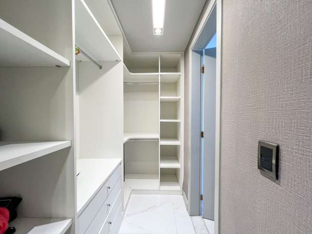 Apartamento no Corredor da Vitória PORTEIRA FECHADA com 3 quartos sendo 3 suítes, 180m² à venda por R$ 3.700.000,00