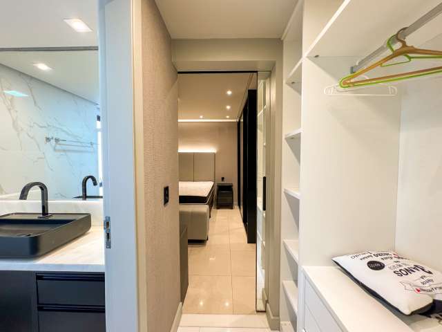 Apartamento no Corredor da Vitória PORTEIRA FECHADA com 3 quartos sendo 3 suítes, 180m² à venda por R$ 3.700.000,00