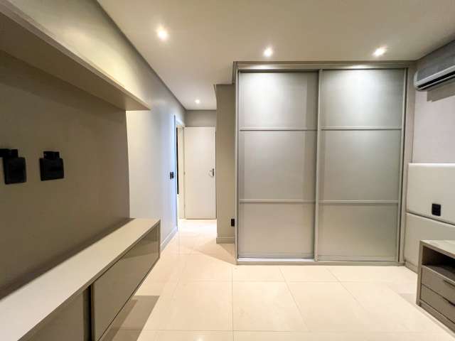 Apartamento no Corredor da Vitória PORTEIRA FECHADA com 3 quartos sendo 3 suítes, 180m² à venda por R$ 3.700.000,00