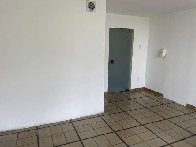 Sala com 85 m² para alugar por R$ 1.700,00 - Comércio - Salvador/BA 