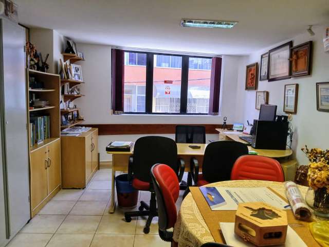 Loja na Barra com 75m² à venda por R$ 750.000,00