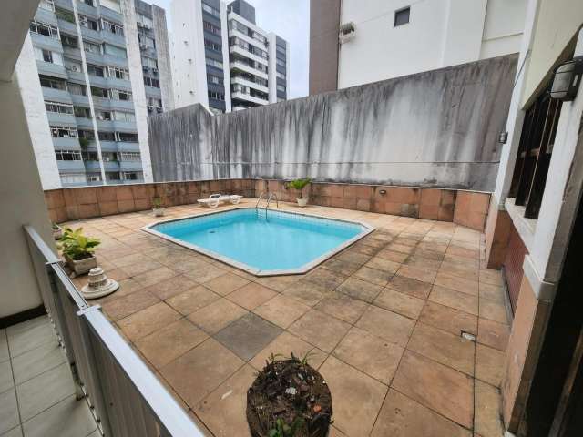 Apartamento no Candeal com 3 quartos e 1 suíte, 114m² à venda por R$ 610.000,00